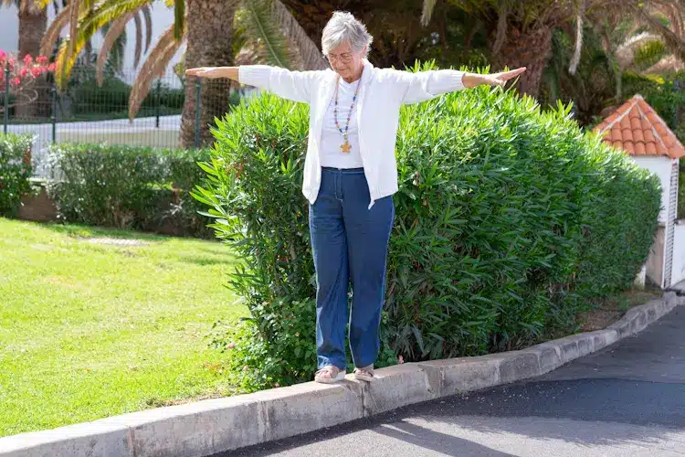 Improve-Balance-and-Fall-Prevention-at-OsteoStrong